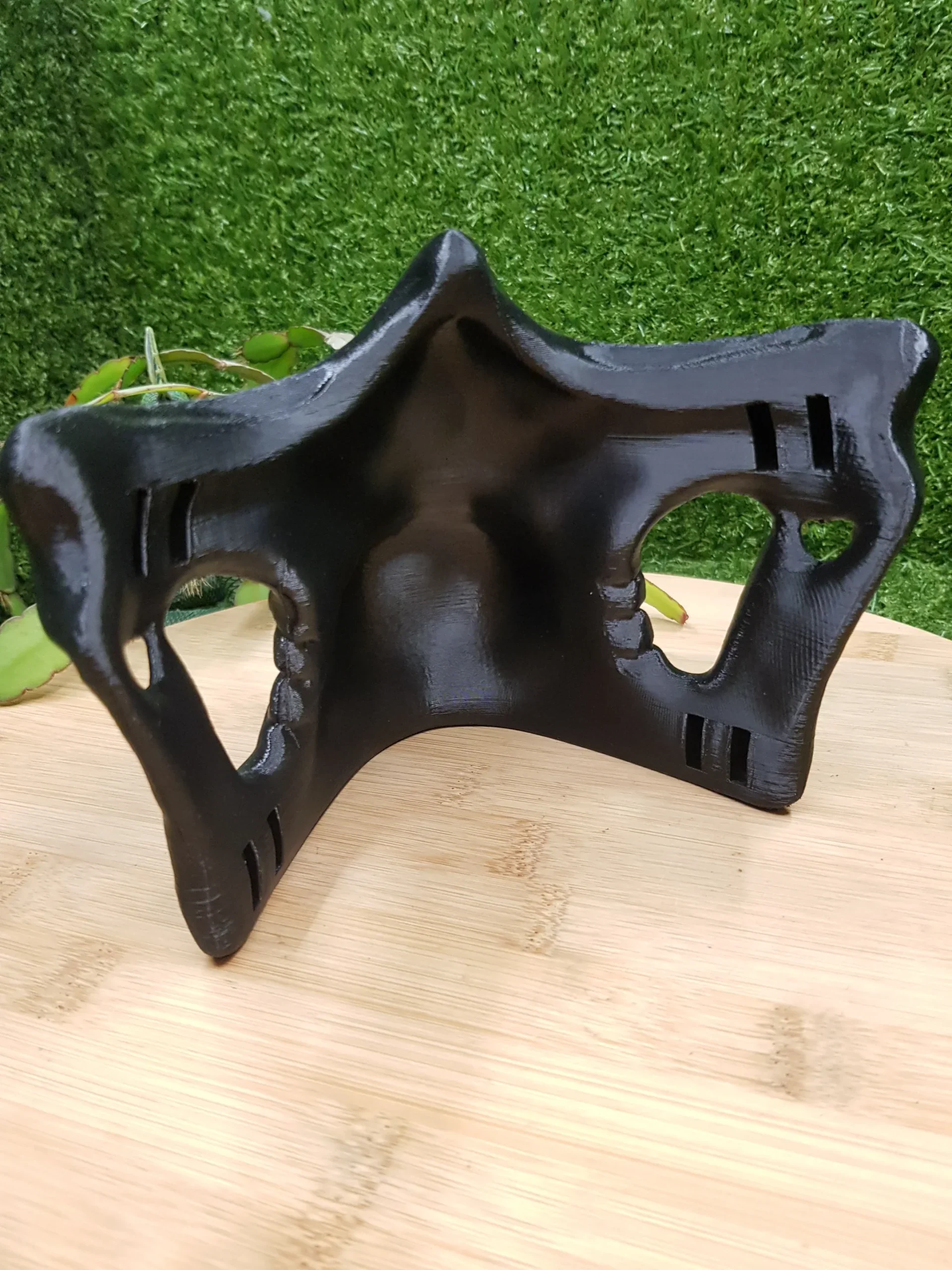 3D-printed Higgs Mask from Death Stranding in gold or black ABS. Durable and wearable for cosplay or display.