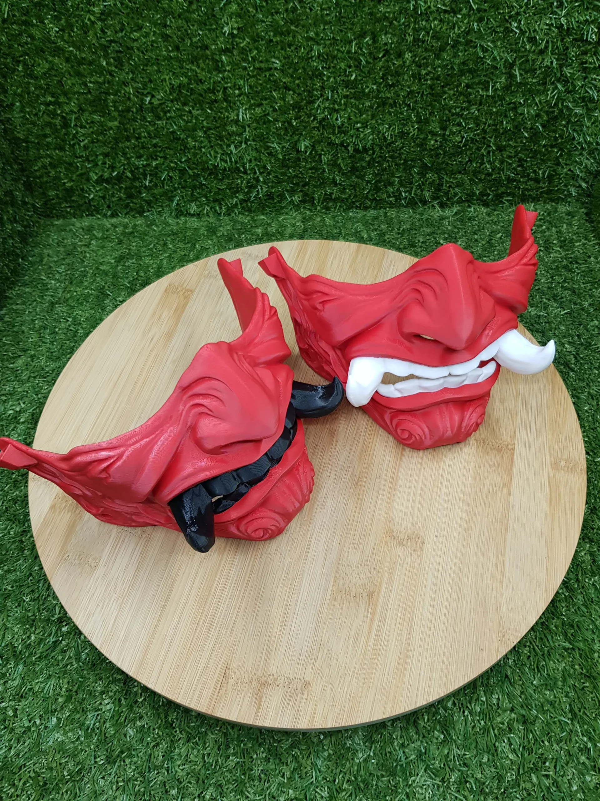 3D Printed Japanese Oni Mask – Red With Black White Teeth 2
